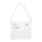 Tote 朝向彼此傾斜 Leaning into One Another
